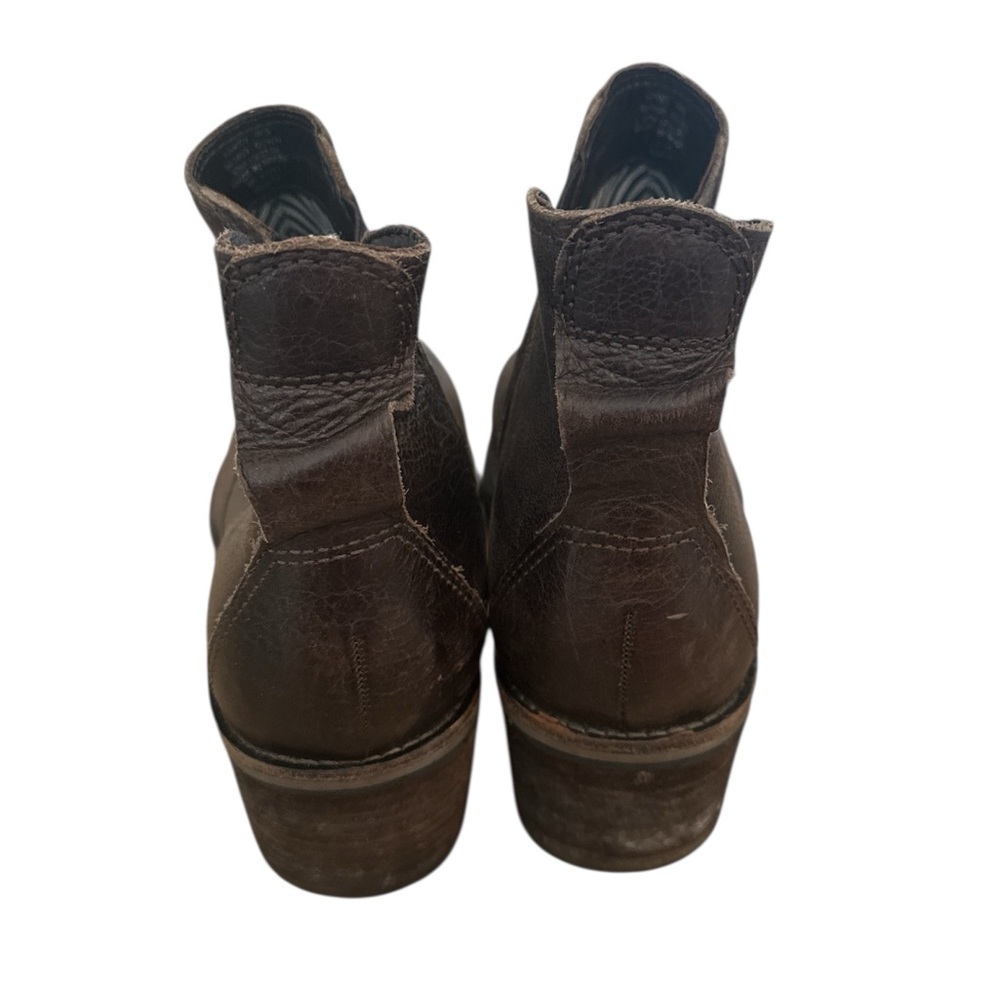 Deerfield Ankle Boots View 2